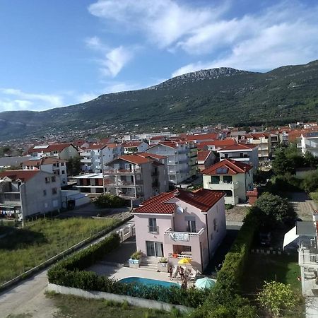 Villa Giulietta Kaštela 外观 照片
